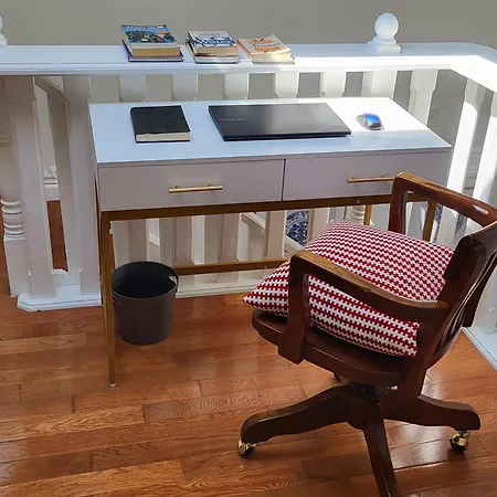 Downtown Toronto House Central 2Bed 2Bath Subway Free Parking-2